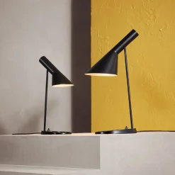 BORDSLAMPA AJ