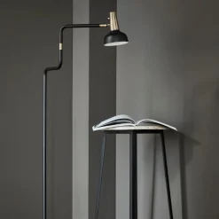 GOLVLAMPA RAY
