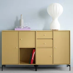SIDEBOARD COUPLE
