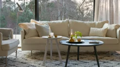 SOFFA JULIA LUX 4-SITS - SVÄNGD